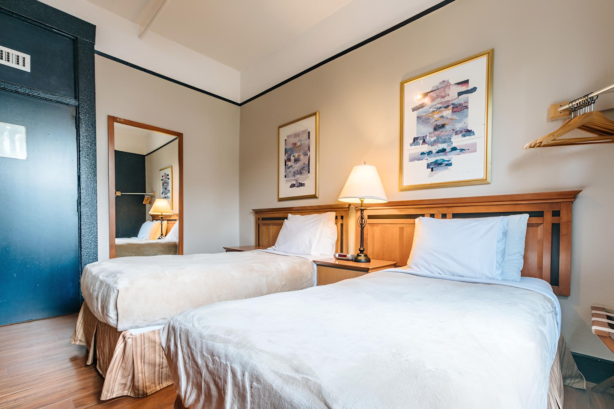 Hotel Ambassador - Hostel