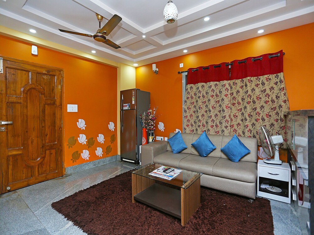 OYO 9718 Apartment near DLF IT Park