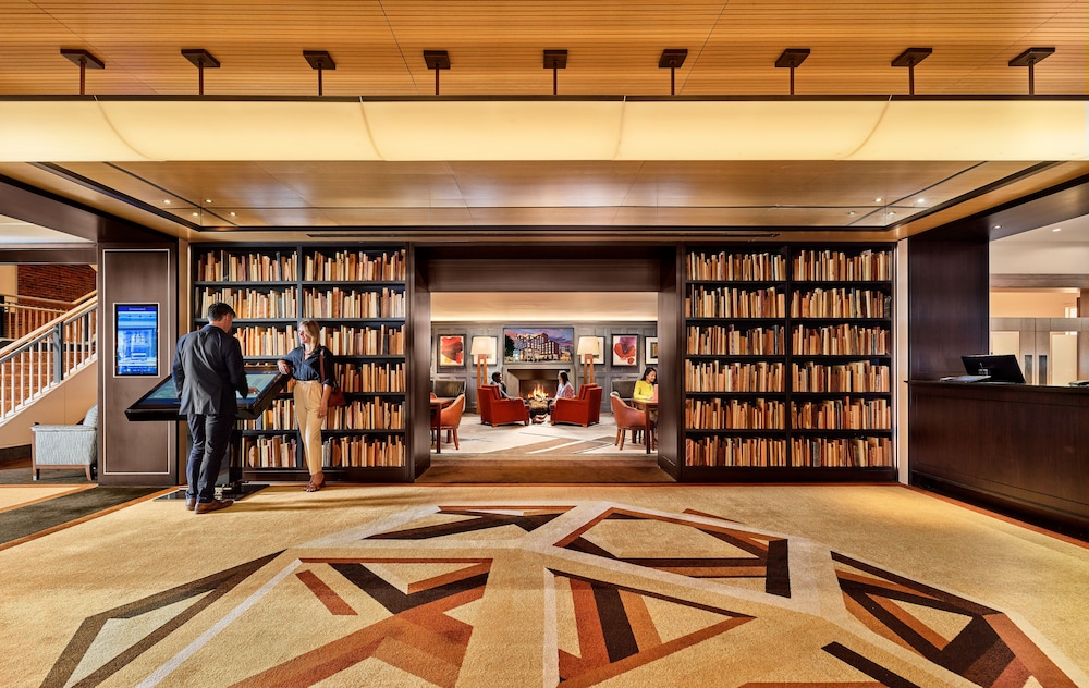 Boston Vacations - The Charles Hotel - Property Image 3