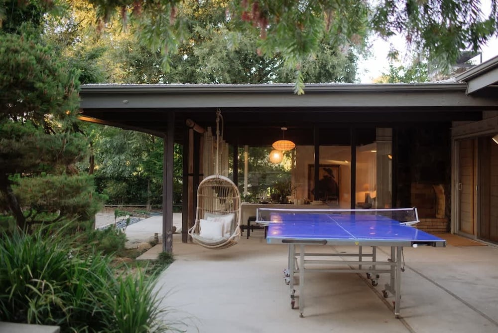 Zen Mountain Getaway w a Pool Hot Tub 5 Beds