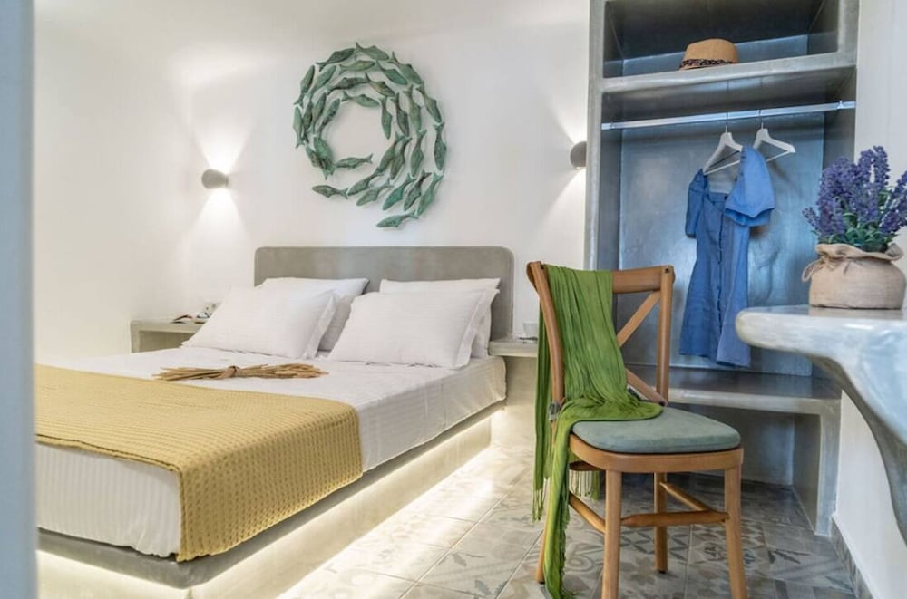 Astrea Suites Feggaropetra Cave House