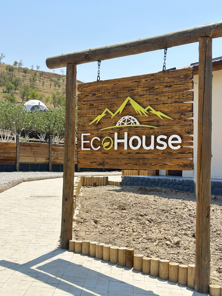 EcoHouse Glamping by ART HOTEL