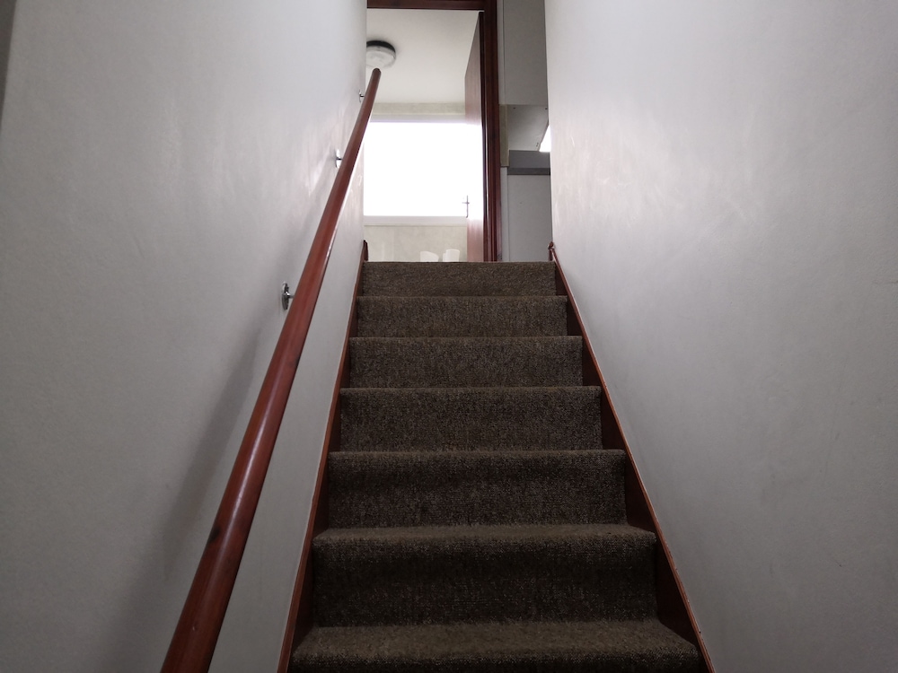 Kirks Korner Hotel