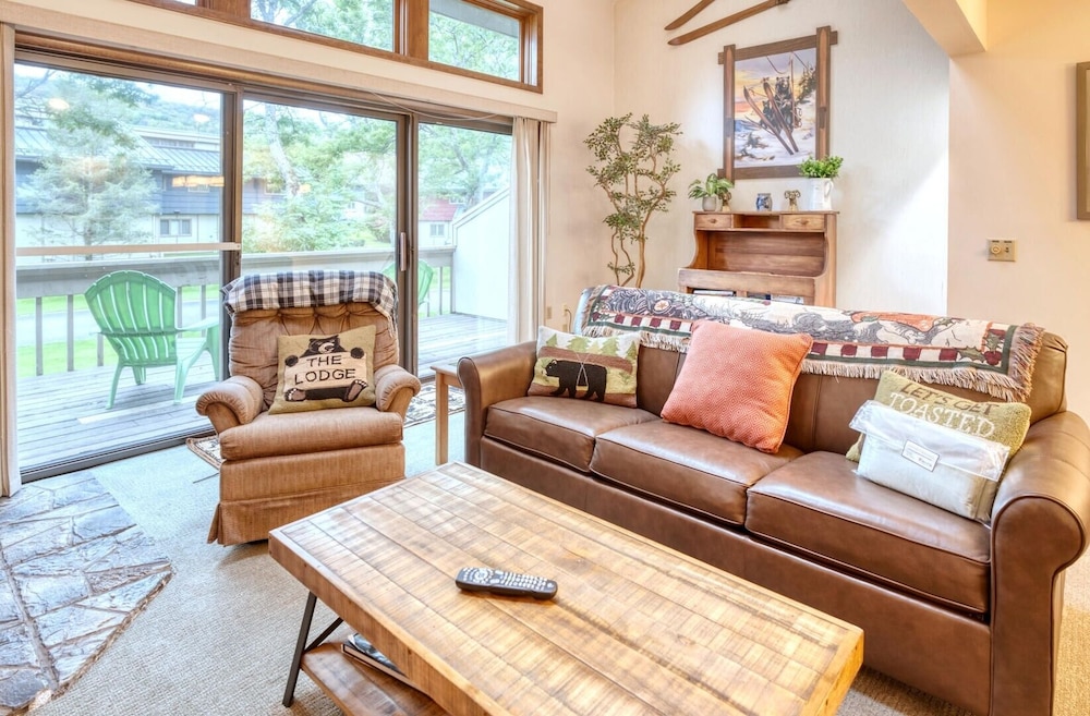 Alpine Meadows 30 3 Bedroom Townhouse by Redawning view 4