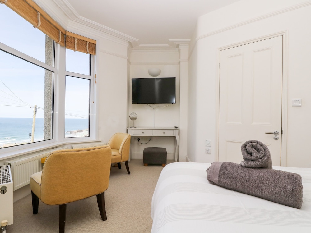 Porthmeor Beach House view 4