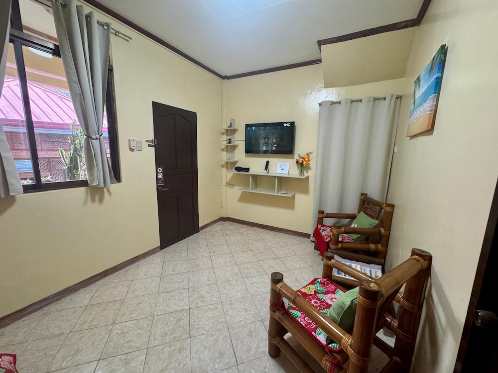 Ocean Breeze Inn Boracay