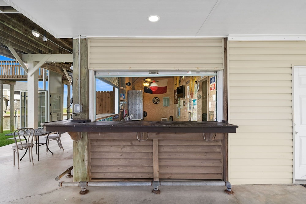 Bay Vista by Ryson Vacation Rentals