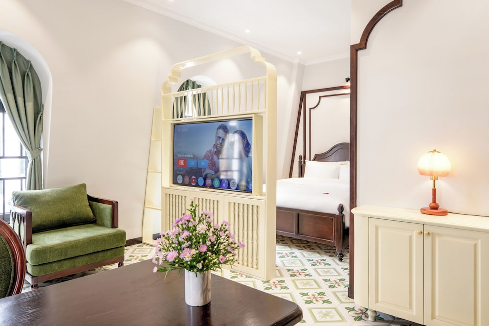 JULIE's HOUSE - LUXURY APARTMENT - HUE