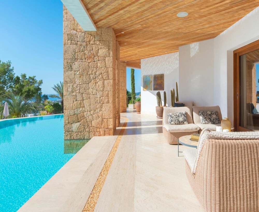 Appealing Villa Near Ibiza Town