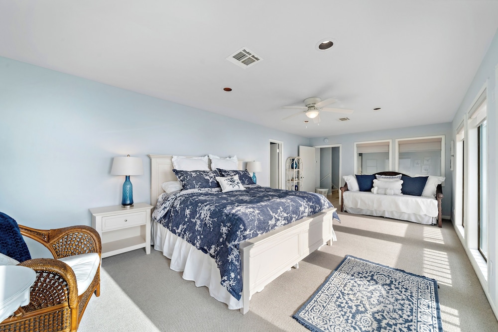 Butterfly Dunes by Ryson Vacation Rentals