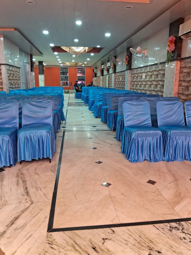 Hotel Shri Laxmi Palace