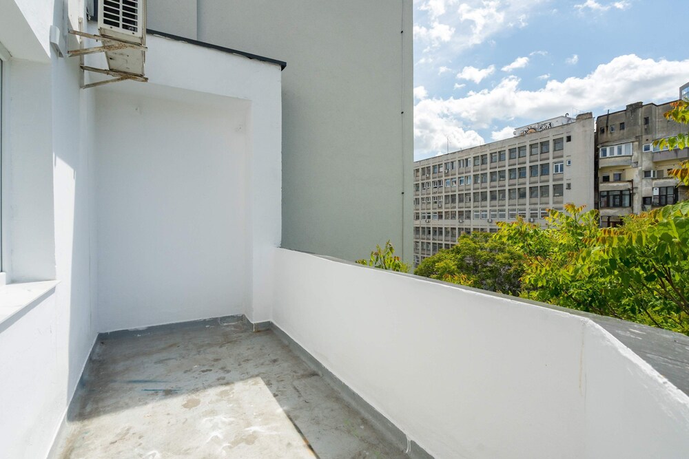Unique & Fun 3BR by Cismigiu Gardens & Calea Victoriei