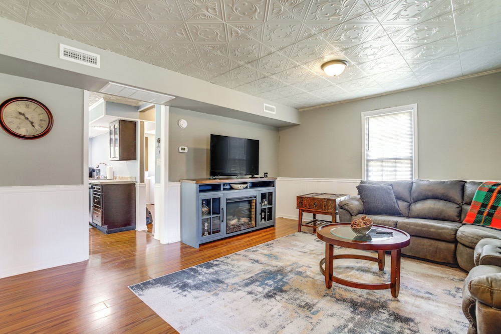 Walk to Main Street: Family-friendly Crisfield Gem