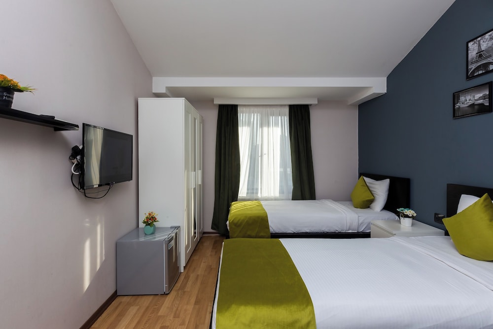 Aden City Hotel