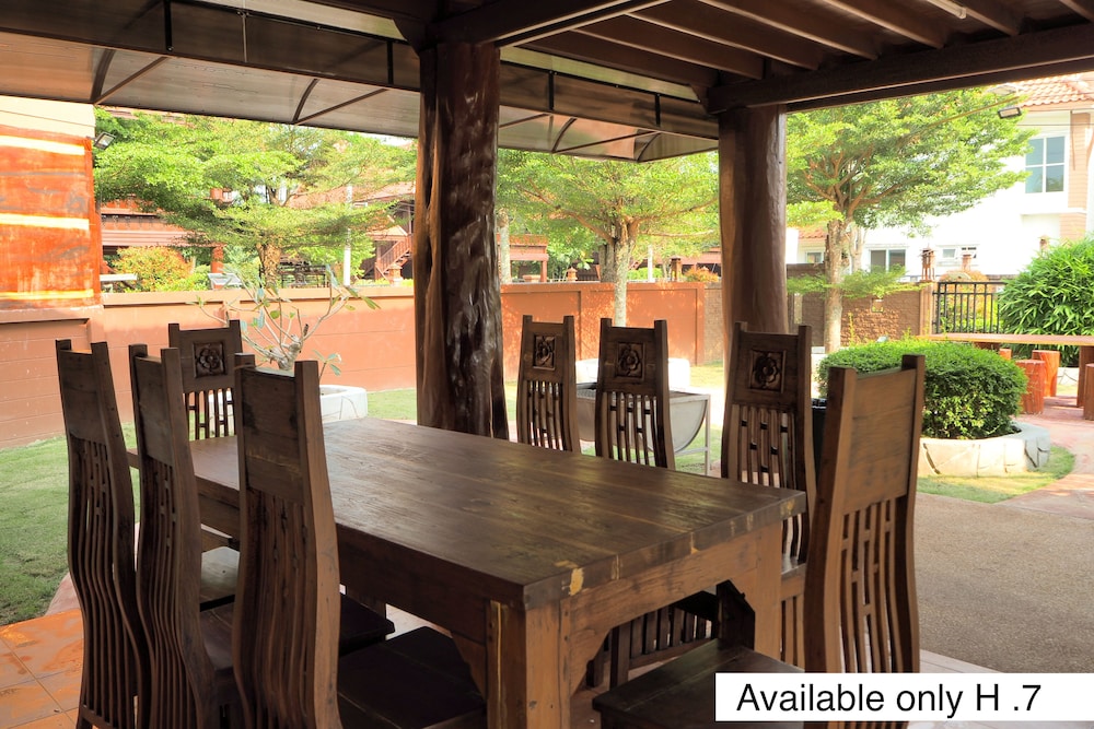 Baan Thai Lanna Pattaya