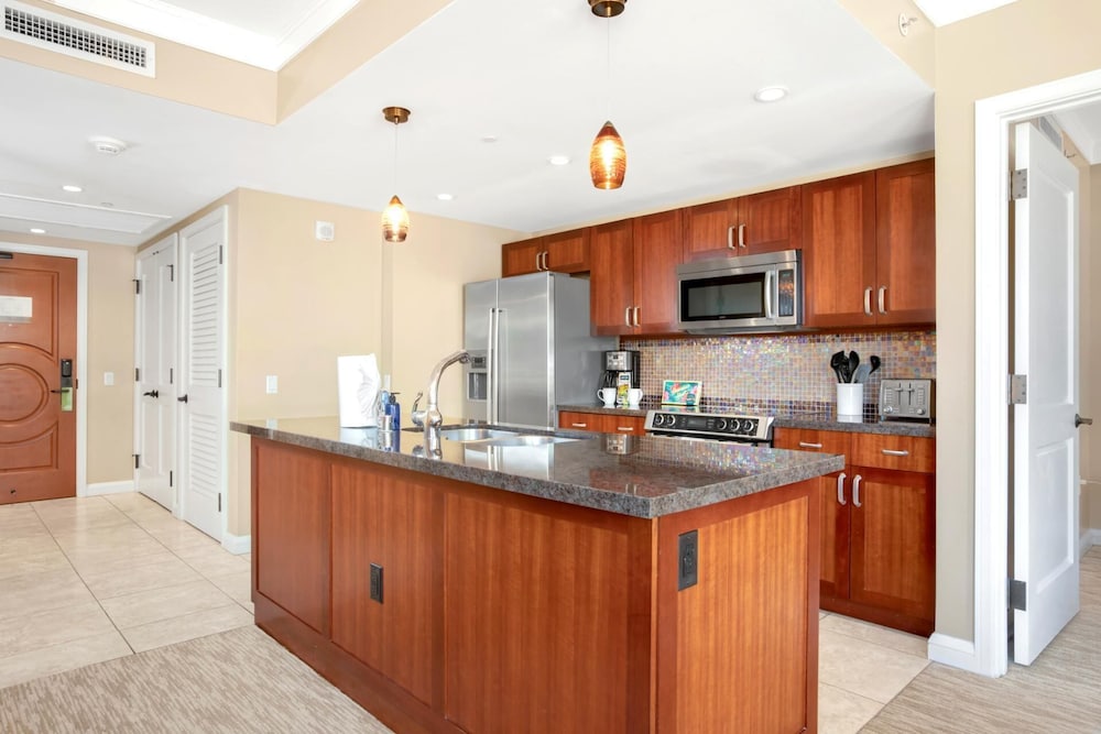 Honua Kai Hokulani Collection by KBM - 2 Units on same floor (201/203)