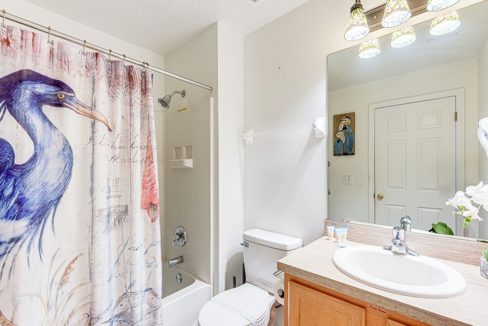 3 Mi to Disney World: Poolside Oasis w/ Game Room