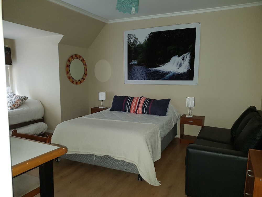 Hostal Chile Chico - Hostel