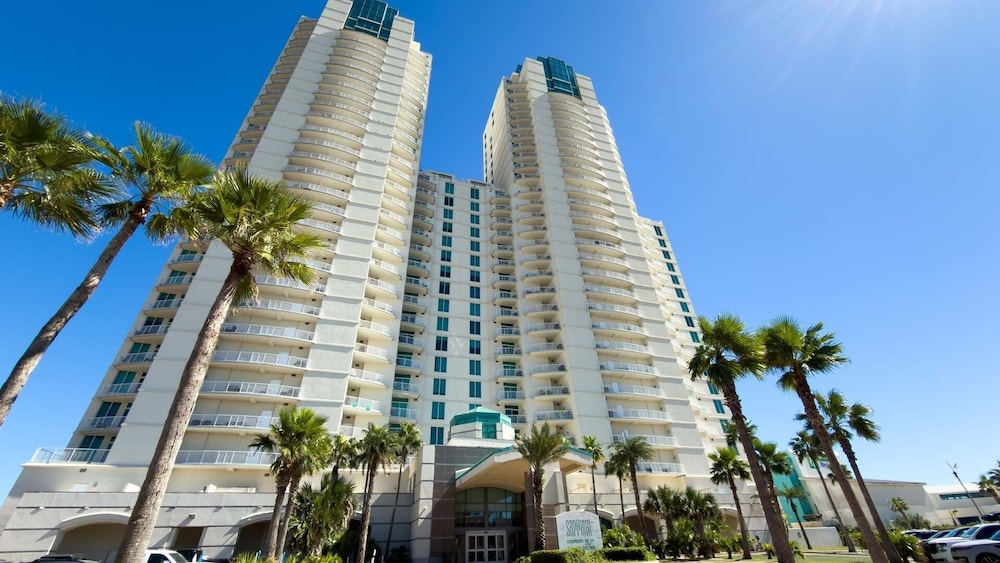 Penthouse Jr Unrivaled Luxury Insane Views 3 Bedroom Apts