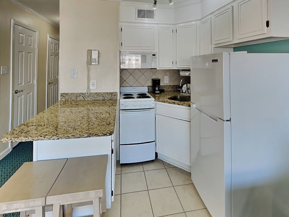 Casa Del Mar 350-front Facing