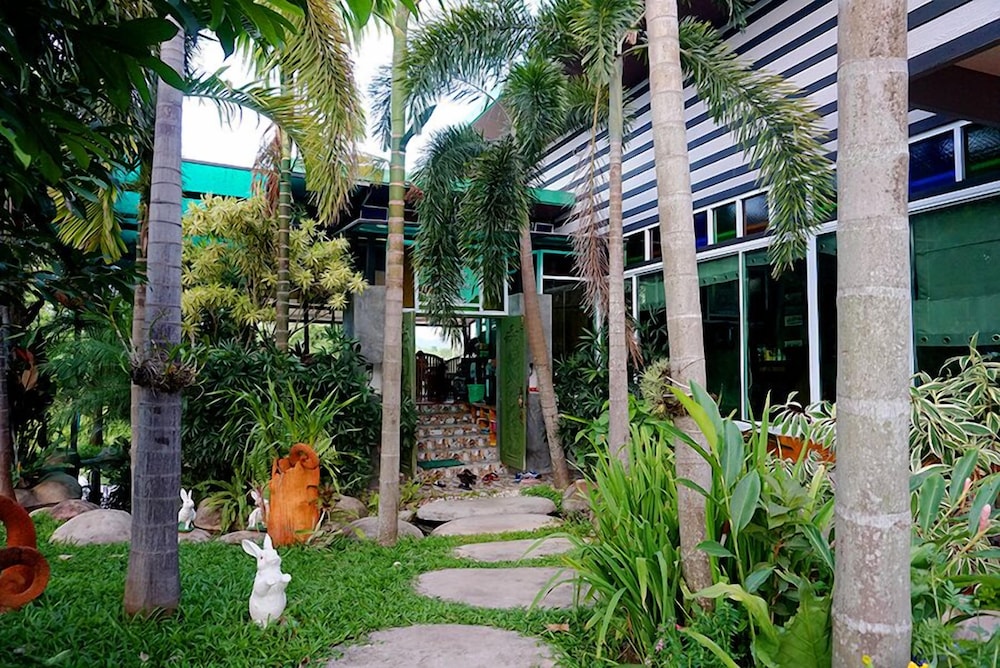 Ban Suan Suree Resort