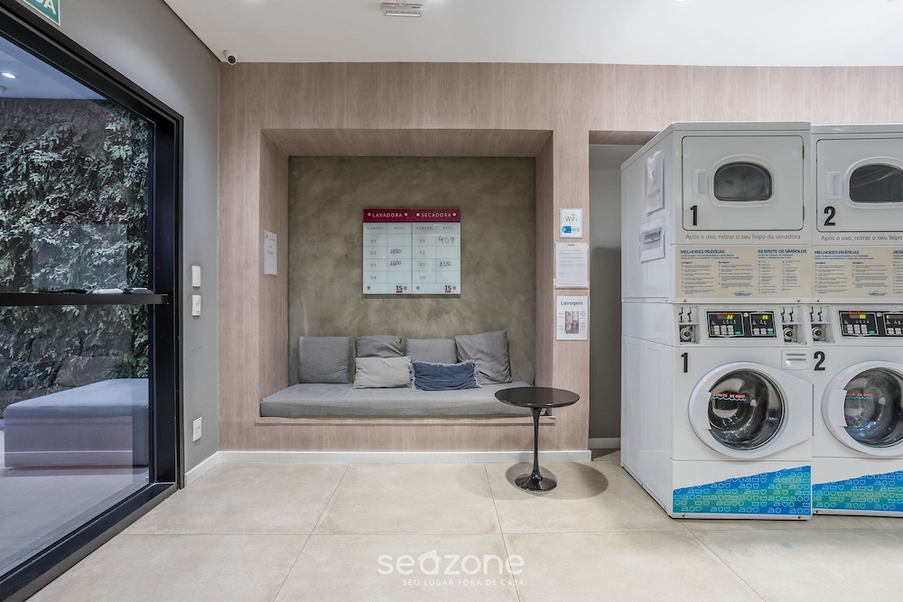 Your Complete Stay in the Best Location of Indianopolis, Just Steps From the Metro - ISM