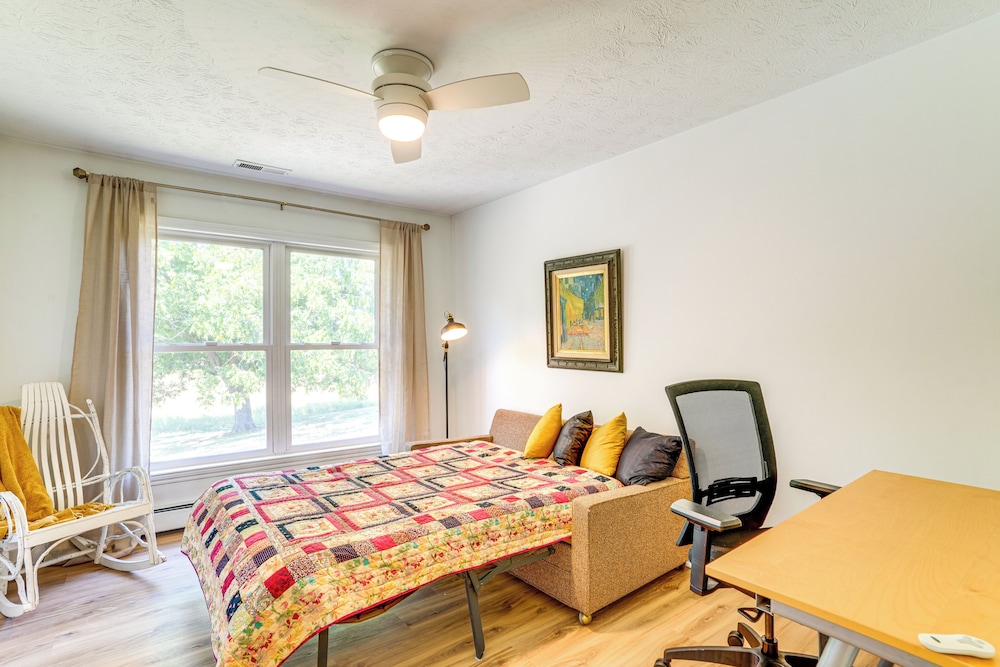 Shenandoah Valley Riverside Retreat Near Wineries