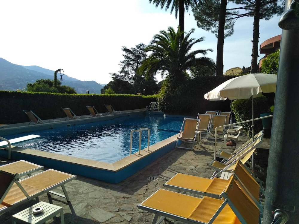 Eurotel 406 en Rapallo — recepcion & lobby