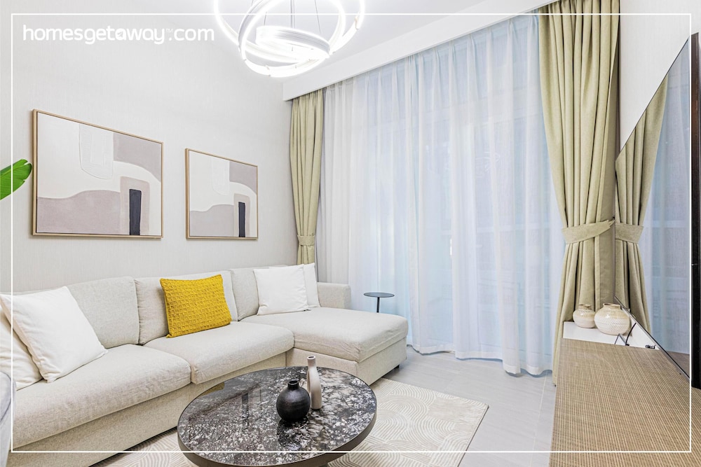 Modern Luxury 1BR Apt with Canal Panorama
