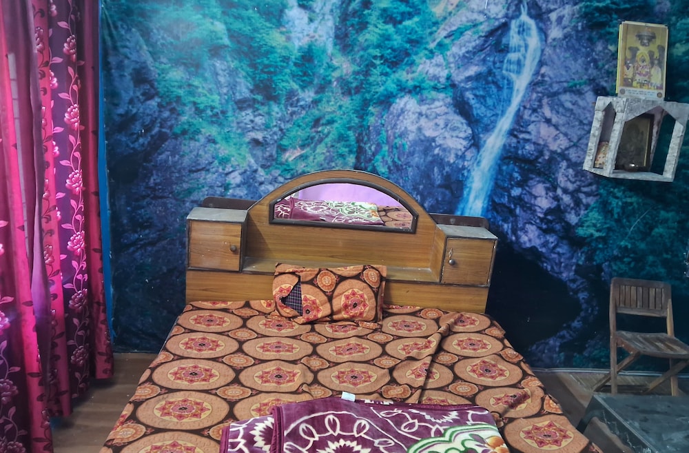 Himalayan Hostel