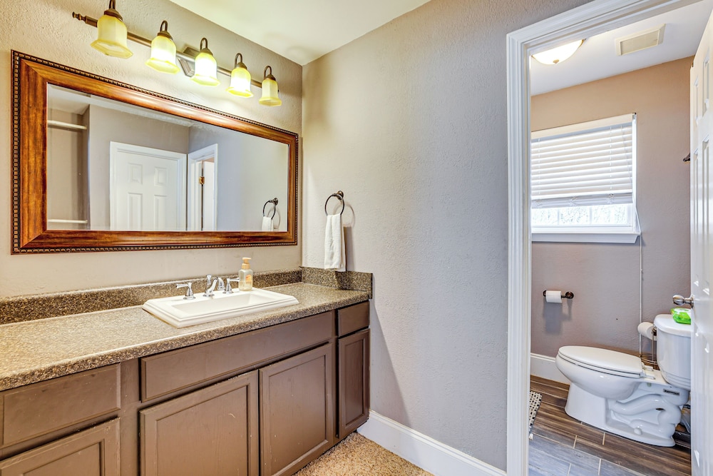 Wooded Trail On-site, Spacious Simpsonville Home