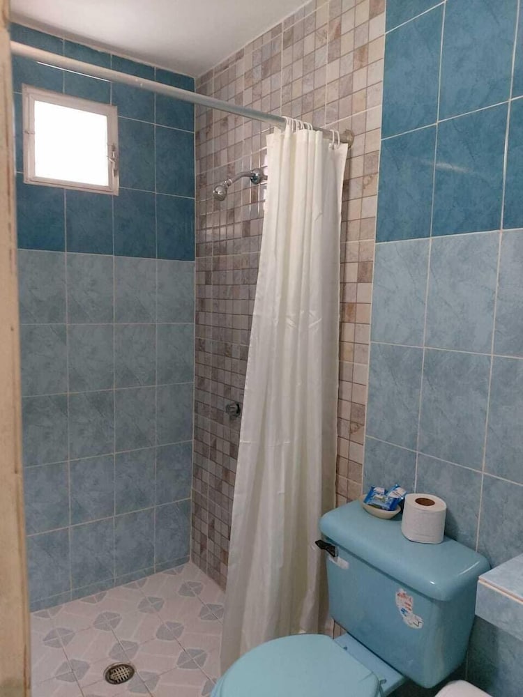 Photo 33