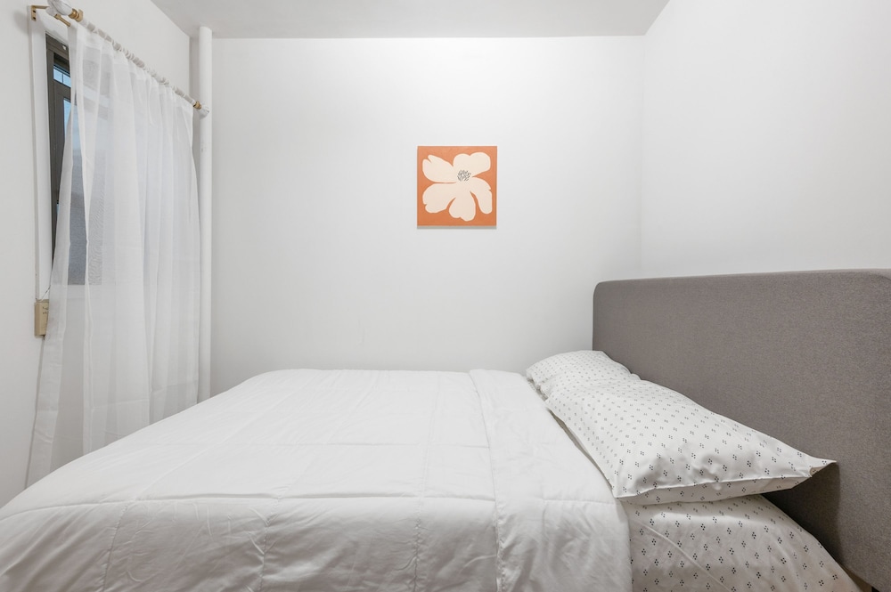 Lovely Apt Near Central Park