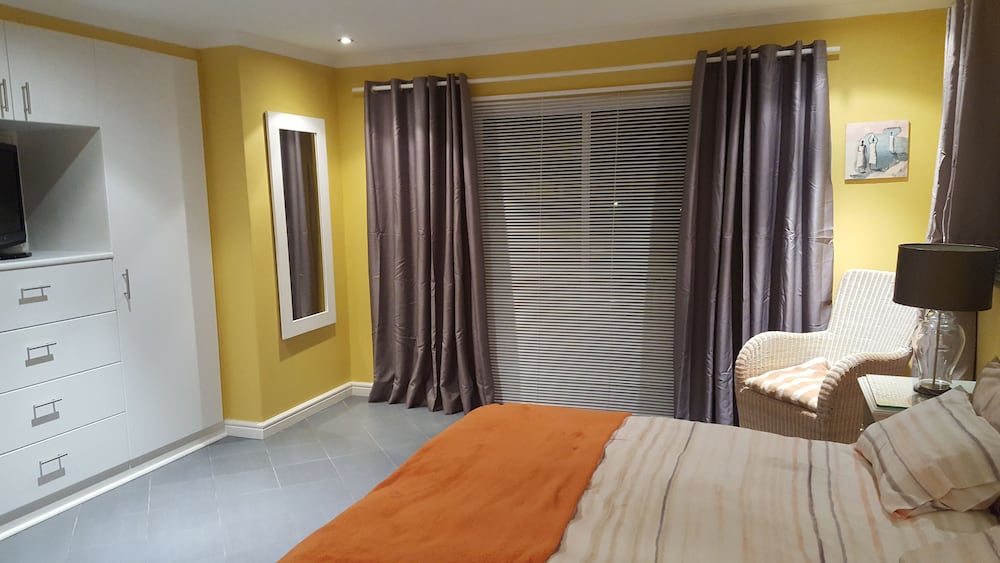 Constantia Cottages