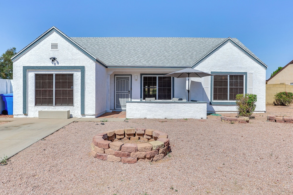 Glendale Home w/ Pool, Basketball + Bbq! view 3