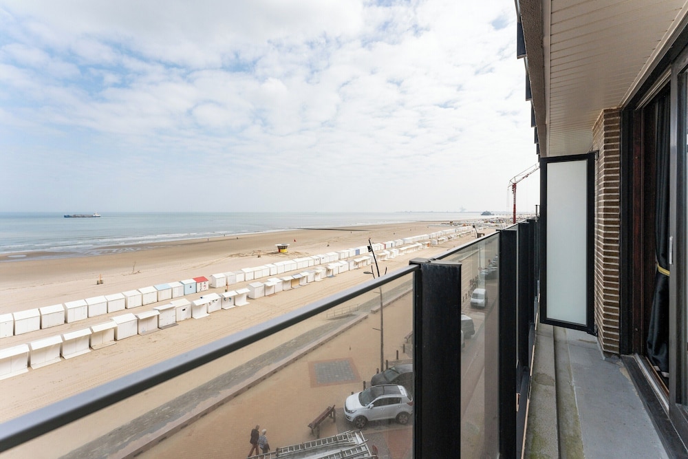 Apartment for 4 People With Terrace
