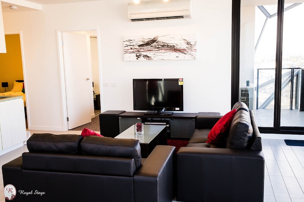 Royal Stays Apartments Docklands