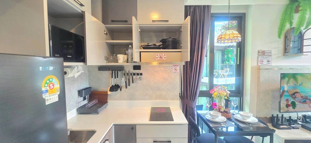 A202 - One Bedroom Partial Seaview Serviced Apartment, Ao Nang Beach