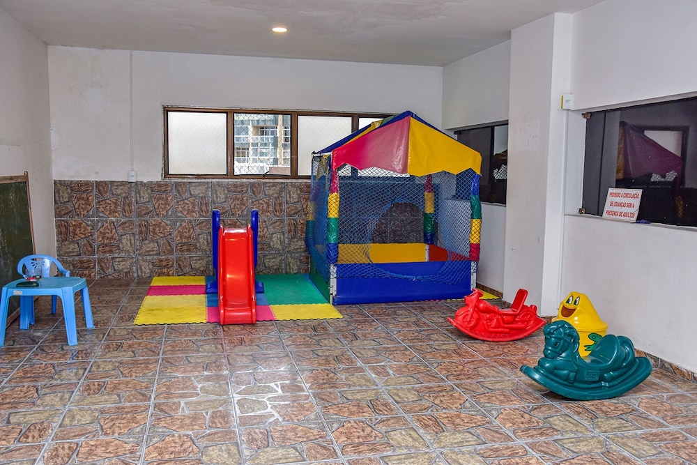 Apartamento a 70m da Praia de Pitangueiras SP