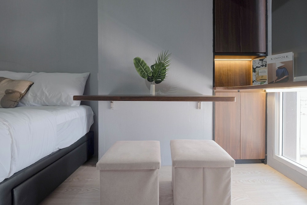 Comfy And Well Studio At Tokyo Riverside Pik 2 Apartment