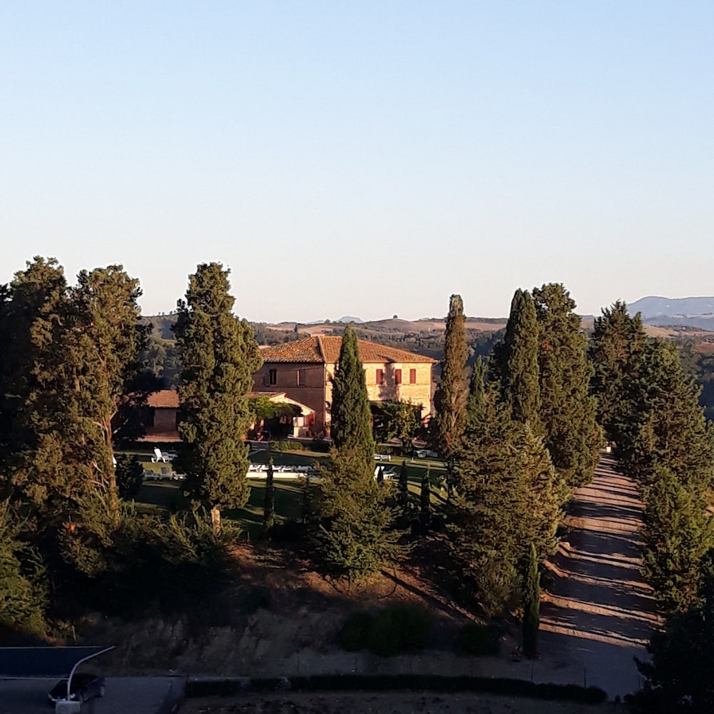 Photo 26