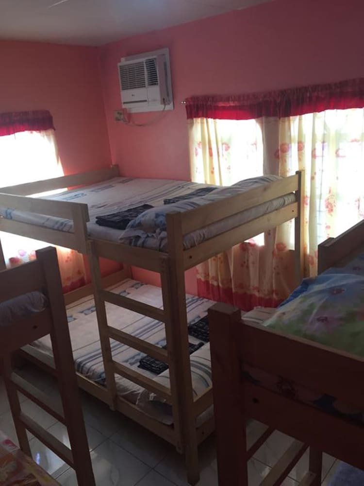 Czarina Transient House