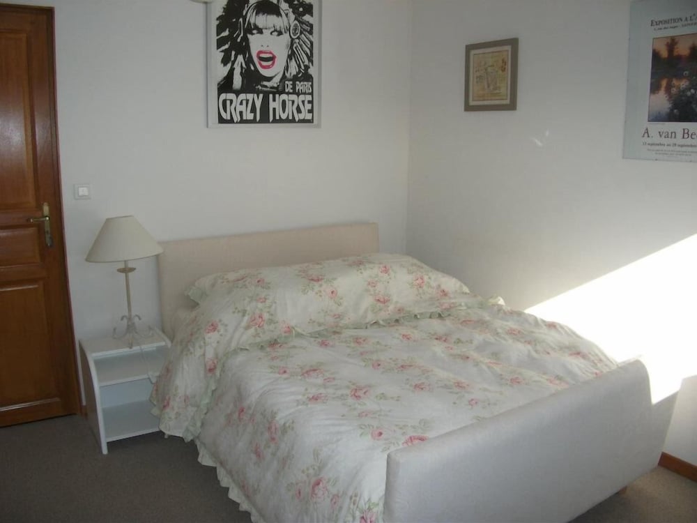Photo 19