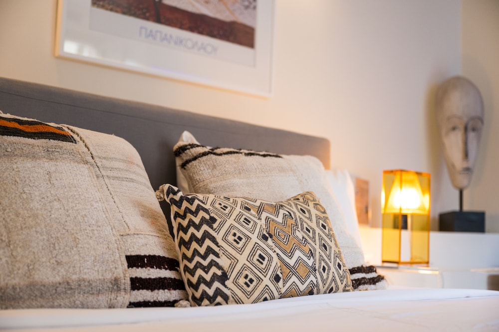 Acropolis Suites