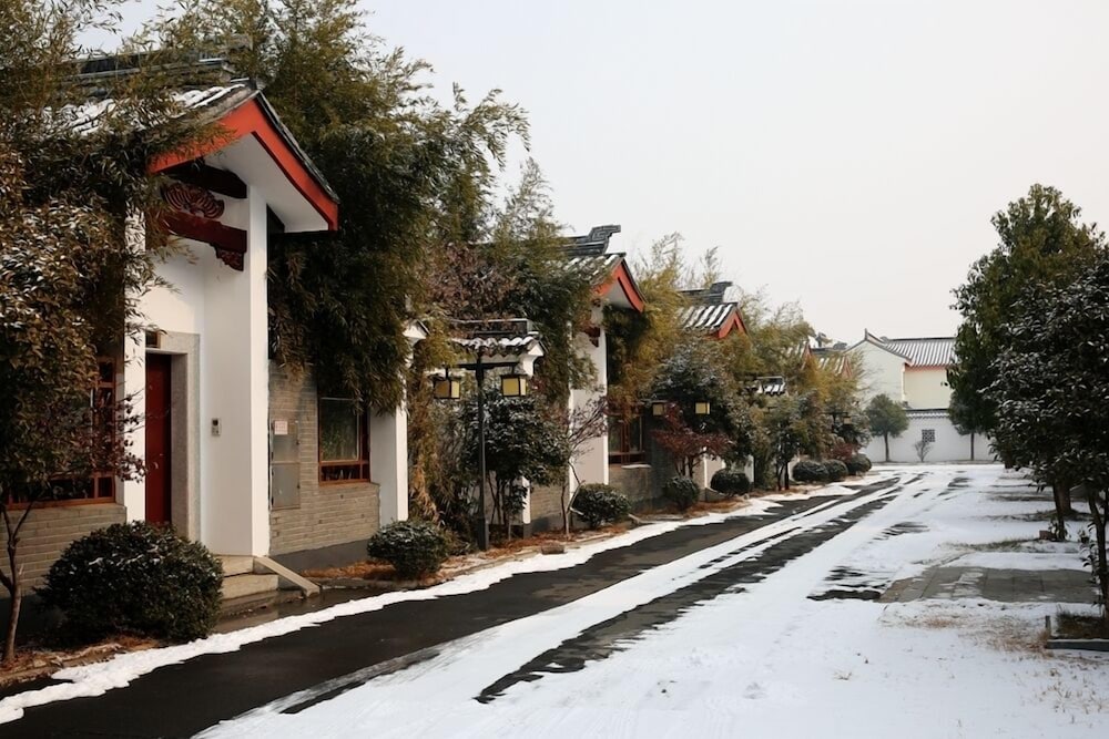 Lianyungang Donghai Shisu Onsen Villa
