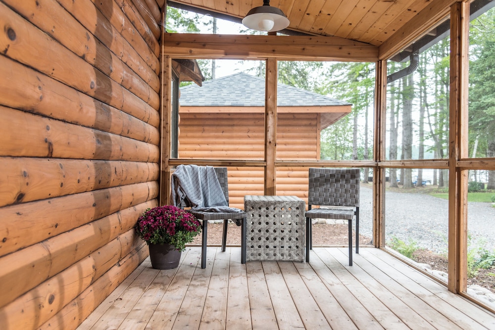 Haliburton Post House
