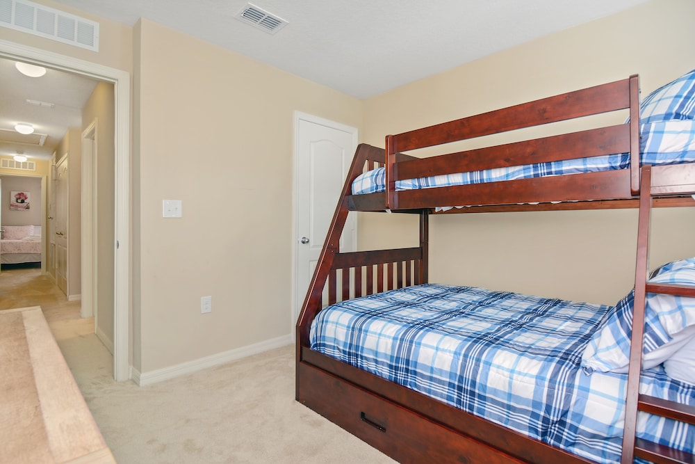 Four Bedrooms TownHouse close to Disney 5120