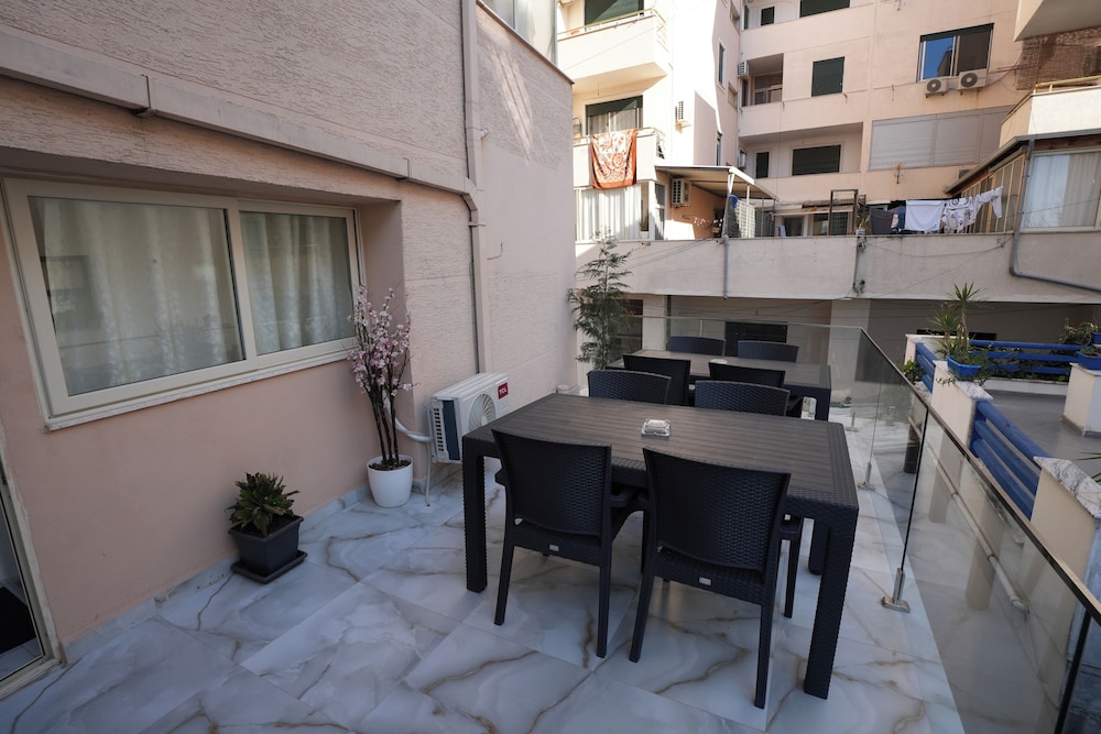 Enles Hotel