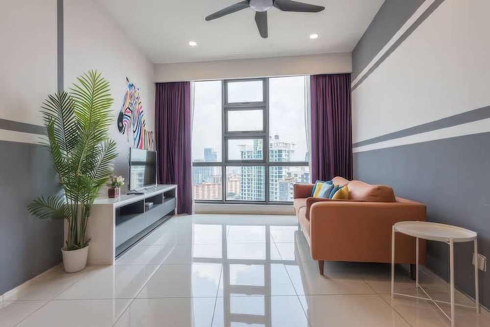 The Robertson Residences Free Gym & Pool
