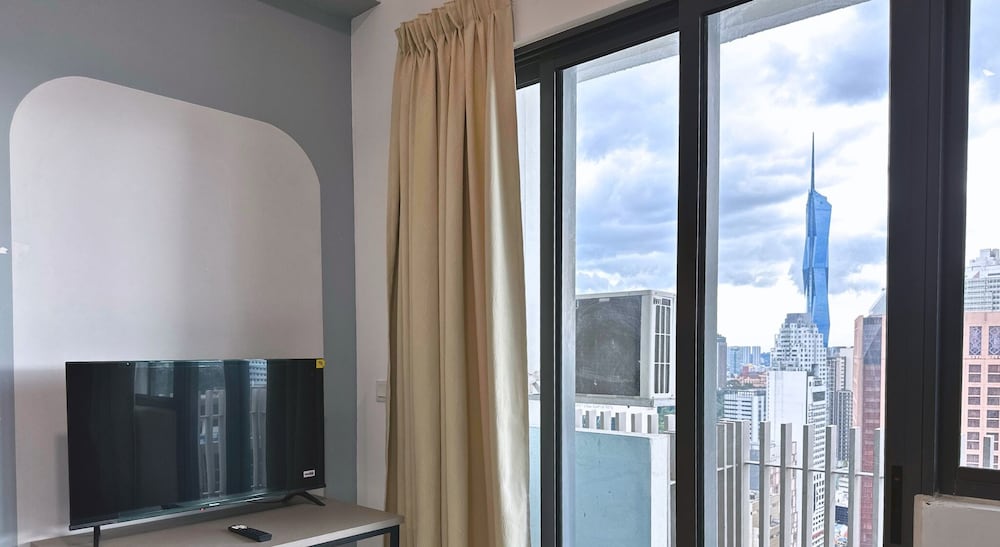The Colony Luxe KLCC View Sky Pool